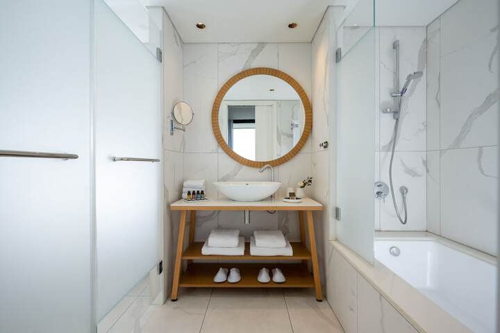 Bath Interior