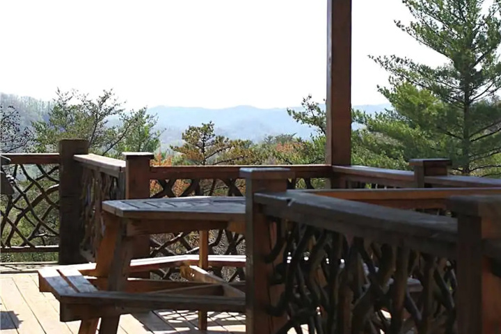 Terrace/Patio 6 of 15