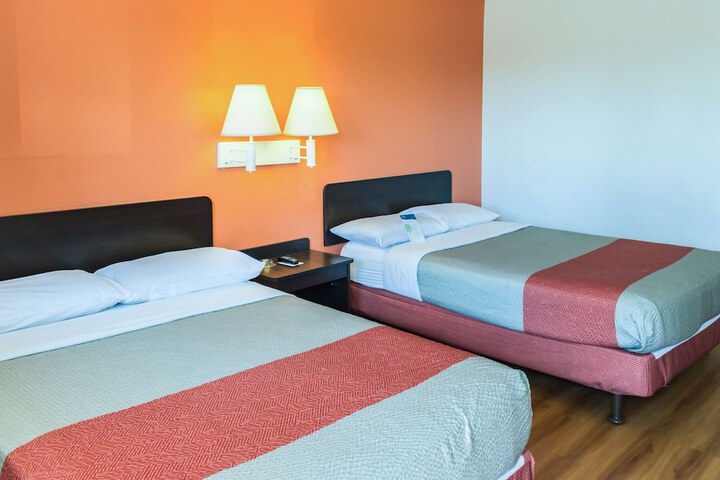 1 Double Bed (5 of 12)