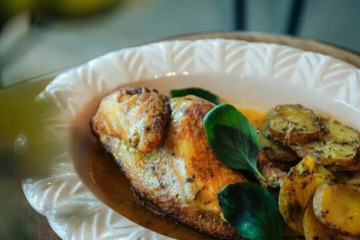 Dining 64 of 69