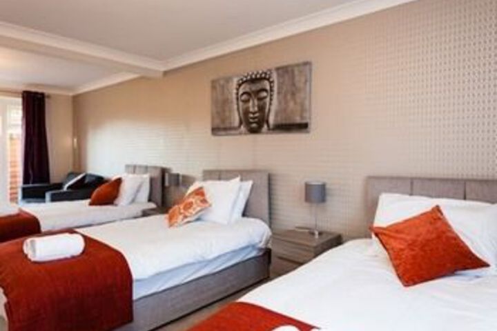 Room 18 of 36