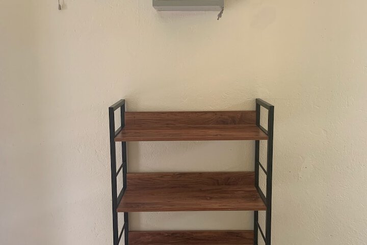 Room 4 of 41
