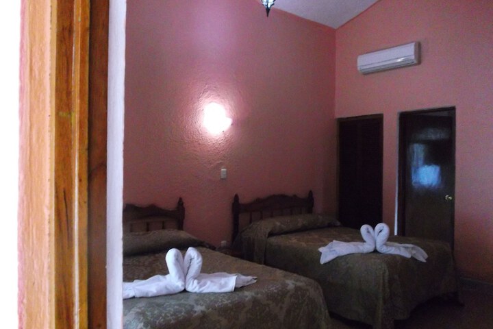 Room 14 of 50