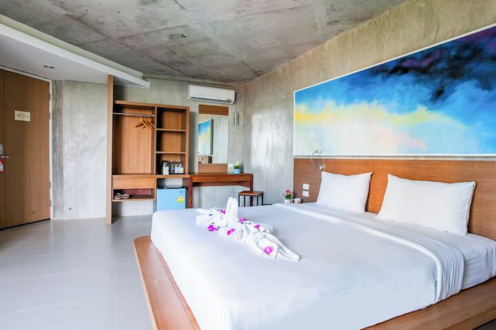 Room 29 of 43