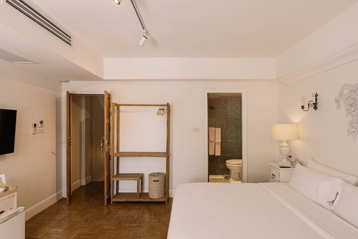 Room 20 of 47