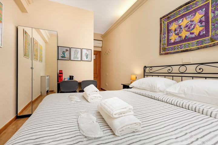 Room 14 of 43