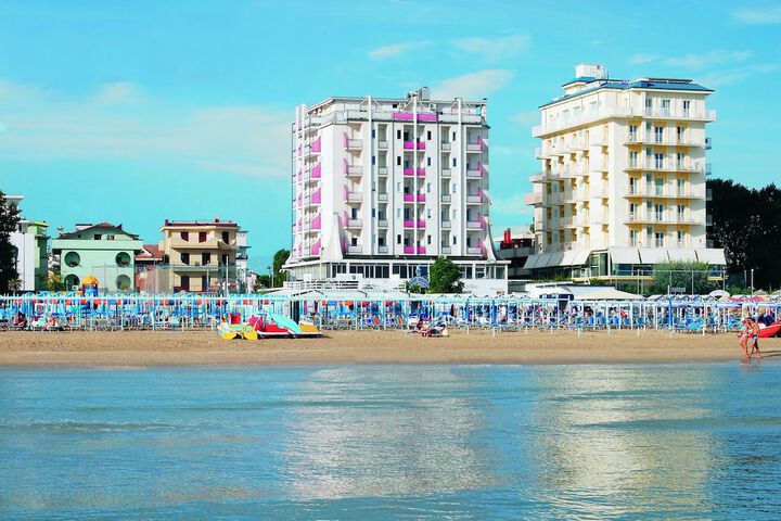 Hotel 56 of 61