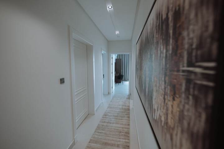 Room 4 of 40