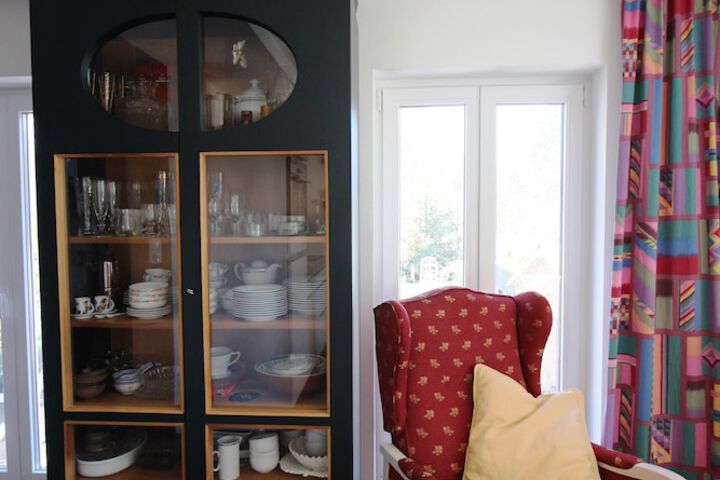 Room 12 of 32