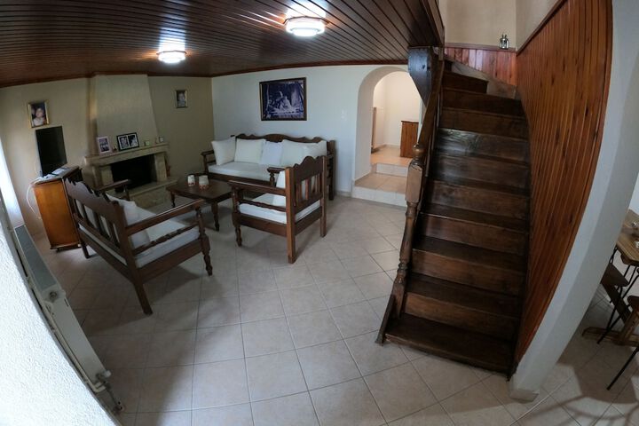 Room 14 of 26