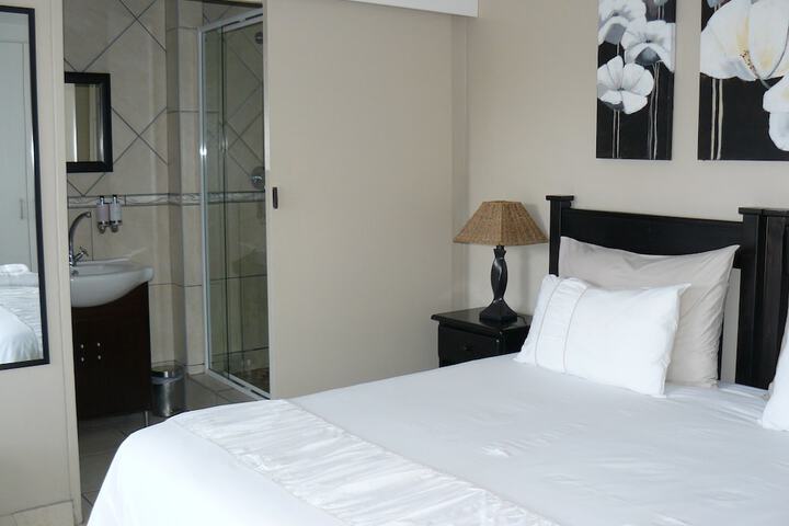 Room 27 of 119