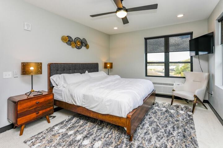 Room 6 of 21