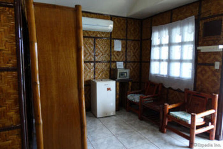 Room 27 of 44
