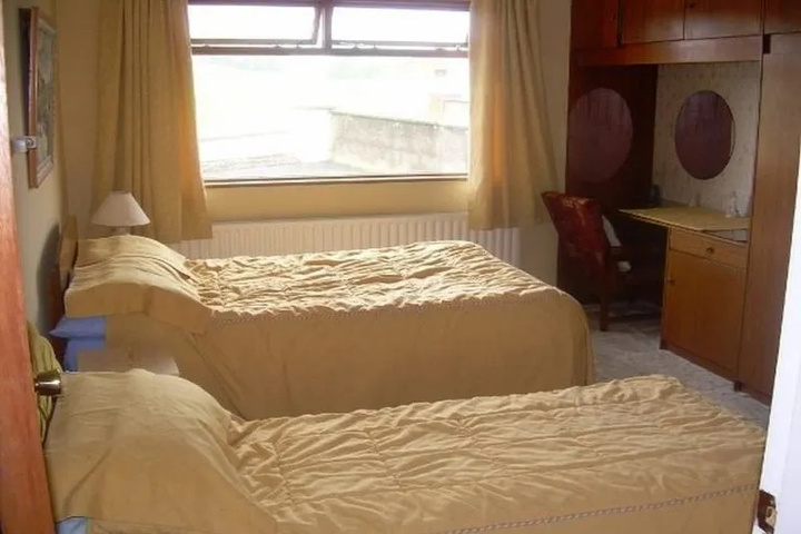 Room 3 of 11