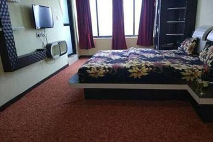 Room 19 of 32