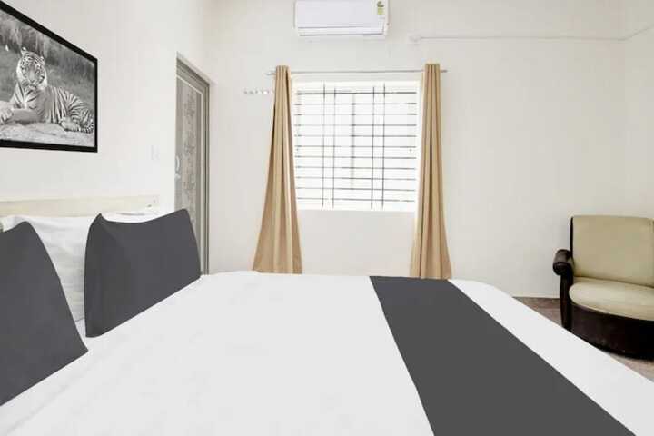Room 3 of 11