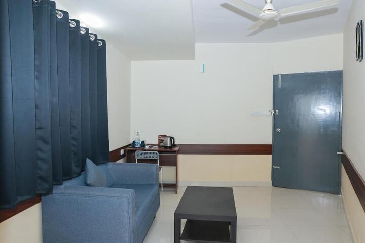 Room 29 of 37
