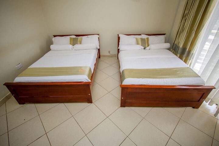 Room 5 of 43