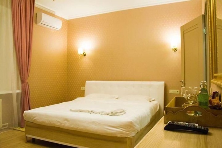 Room 19 of 61