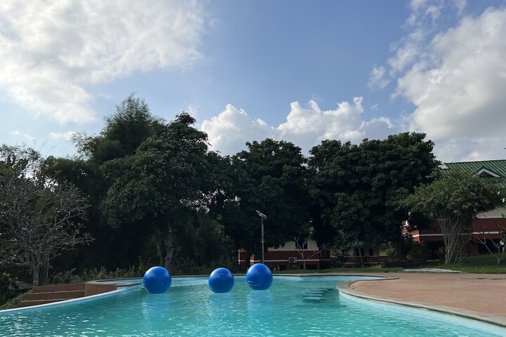 Pool 22 of 44