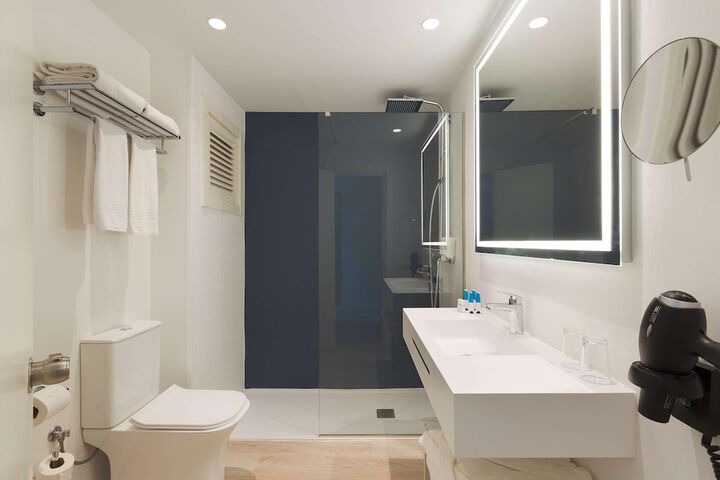Clean Restrooms