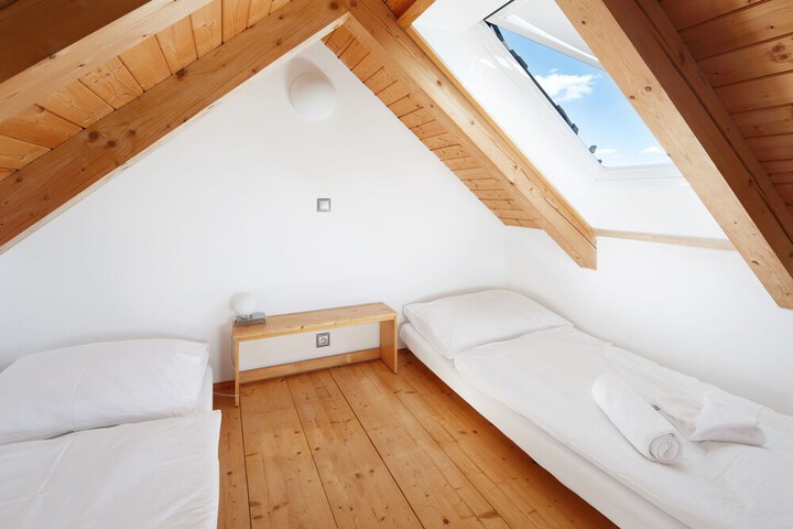 Children's theme room