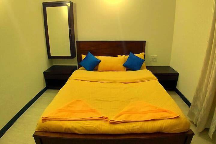 Room 2 of 15