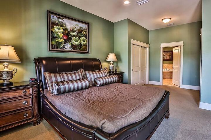 Room 6 of 29