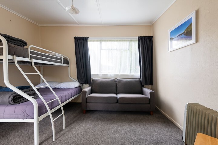 Room 29 of 76