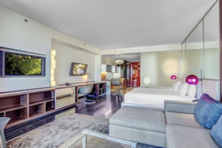 Room 16 of 252