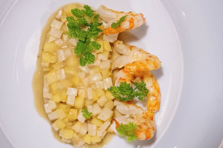 Dining 84 of 117