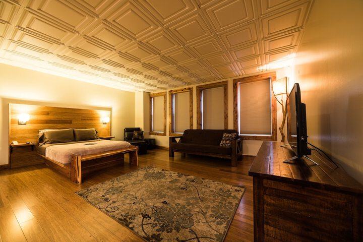 Room 30 of 68