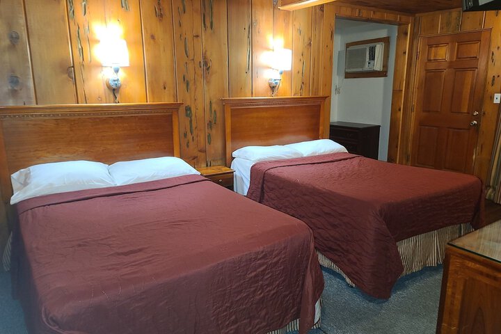 Room 3 of 23
