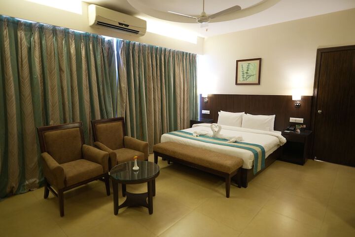 Room 15 of 46