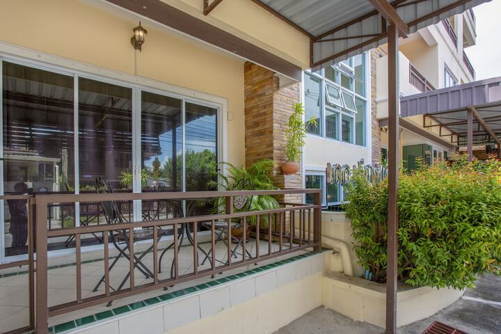 Terrace/Patio 34 of 38