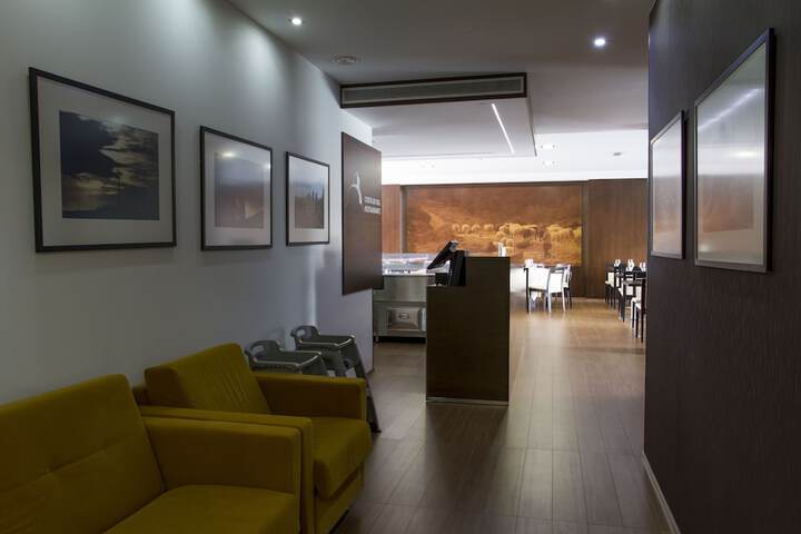 Room 13 of 44