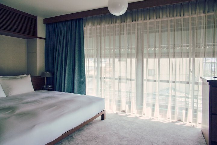 Room 14 of 106