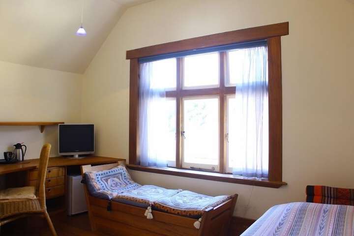 Room 3 of 52