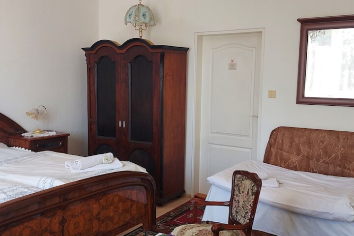 Room 15 of 88