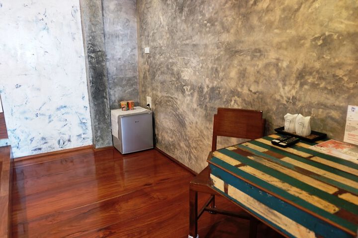 Room amenity