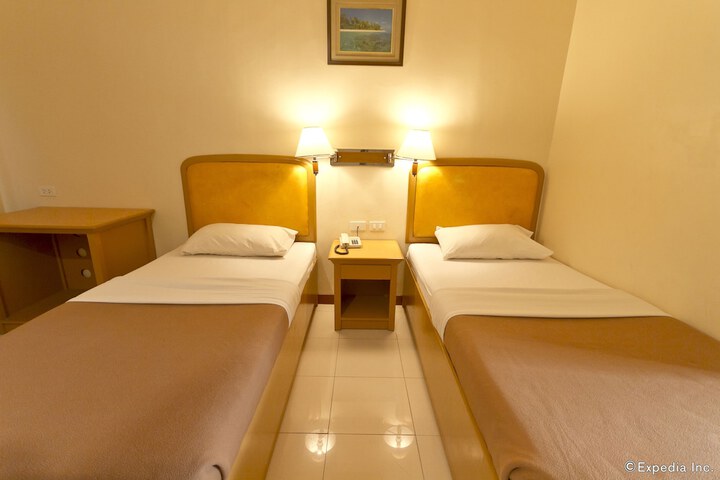Room 12 of 60