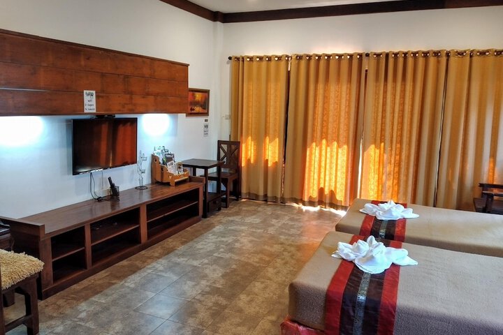 Room 19 of 37