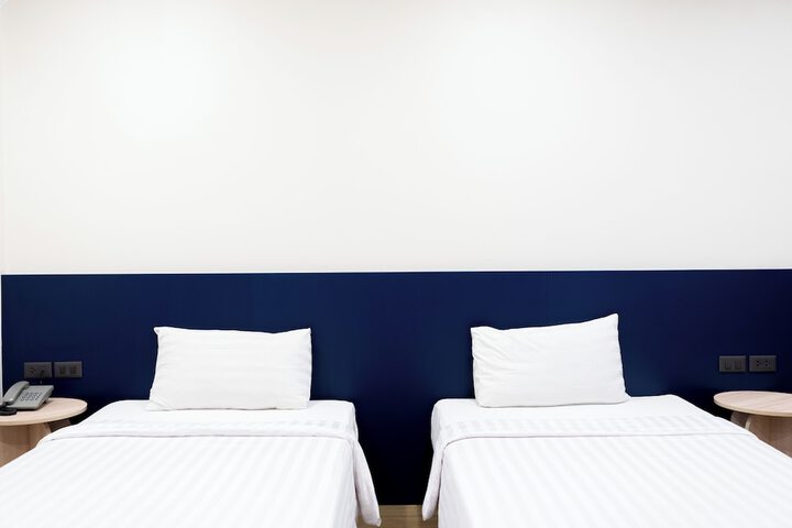 Room 9 of 64
