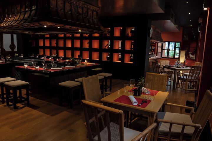 Dining 83 of 131