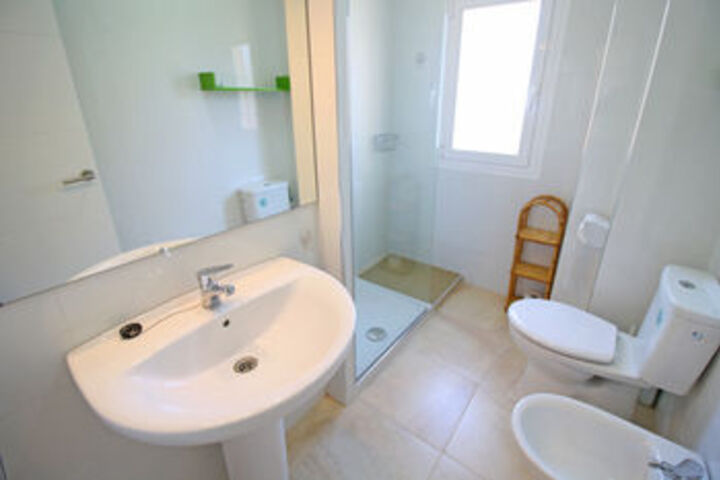 Room 4 of 31