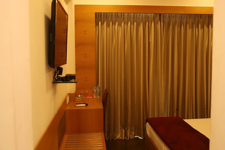 Room 22 of 171