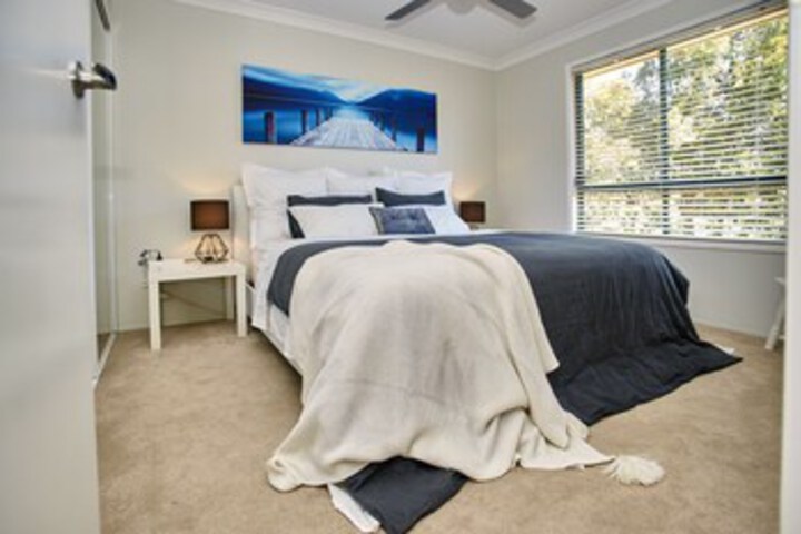 Room 10 of 20