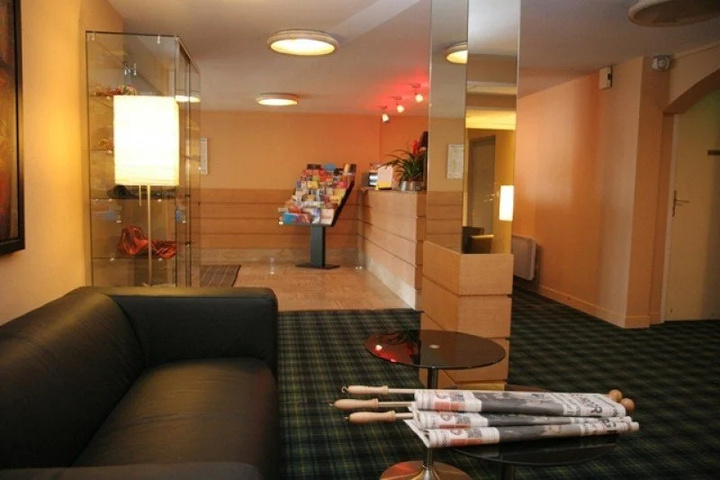 Hotel Akena