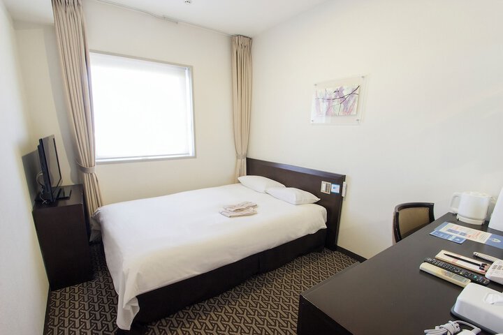 Room 5 of 86