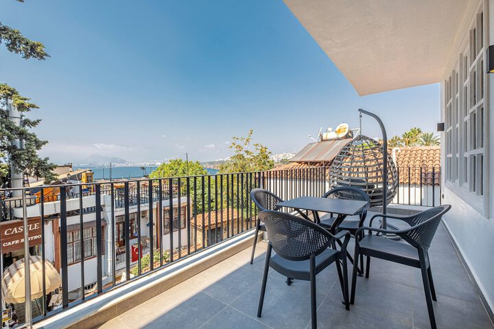 Terrace/Patio 21 of 53